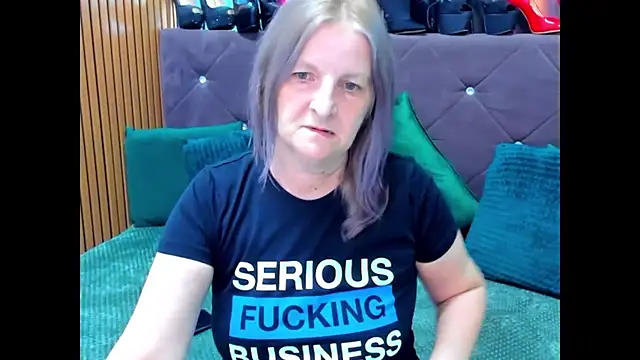 Snapshot of Lilly_hott chatting on September 2025 07:14:02 PM Lilly hott online show from September 2025 07:14:02 PM
