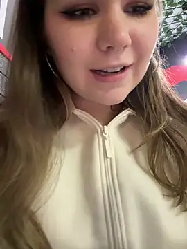 PumaShyXD online show from February 2026 11:04:02 AM