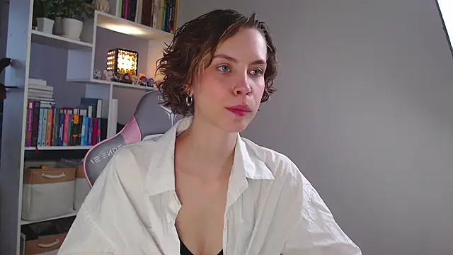 milly ross online show from December 2024 07:58:01 AM