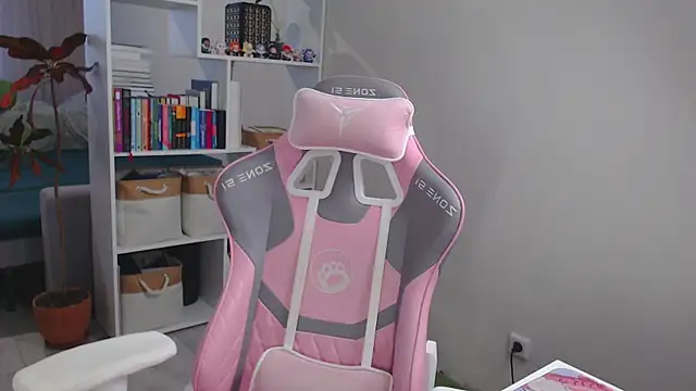 milly ross online show from December 2024 05:21:01 AM