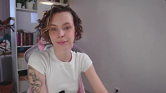 milly ross online show from January 2025 07:25:02 AM