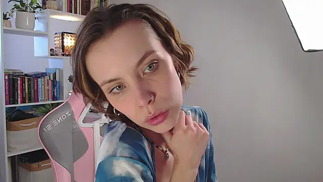 milly ross online show from February 2025 07:09:02 AM