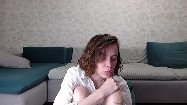 milly ross online show from November 2025 01:39:01 PM