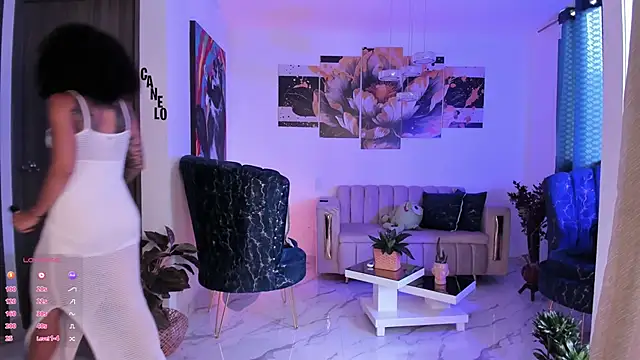 Snapshot of pretty_pettite chatting on December 2024 01:14:01 PM pretty pettite online show from December 2024 01:14:01 PM