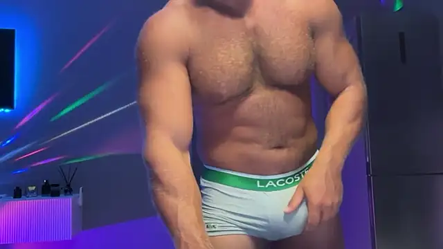 Snapshot of KarlosRichi chatting on October 2025 04:28:01 PM KarlosRichi online show from October 2025 04:28:01 PM