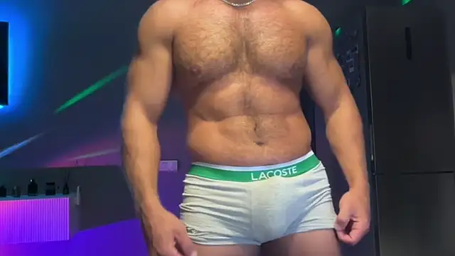 Snapshot of KarlosRichi chatting on November 2025 03:34:02 PM KarlosRichi online show from November 2025 03:34:02 PM