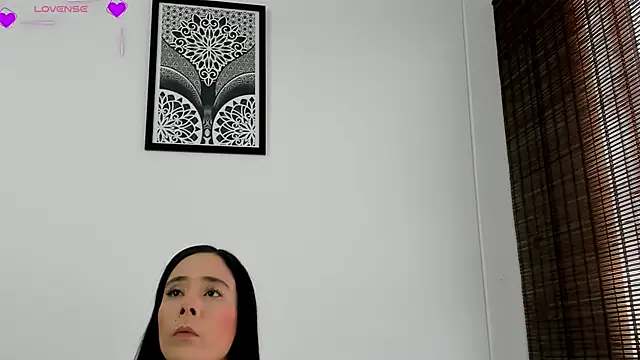 VeronicaTonu online show from December 2025 07:42:02 PM