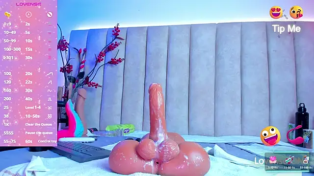 Snapshot of LiaaGenner chatting on March 2025 12:40:02 AM LiaaGenner online show from March 2025 12:40:02 AM