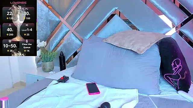 Snapshot of LiaaGenner chatting on September 2025 02:48:02 AM LiaaGenner online show from September 2025 02:48:02 AM