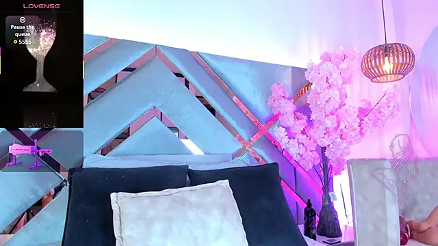 Snapshot of LiaaGenner chatting on October 2025 02:34:01 AM LiaaGenner online show from October 2025 02:34:01 AM