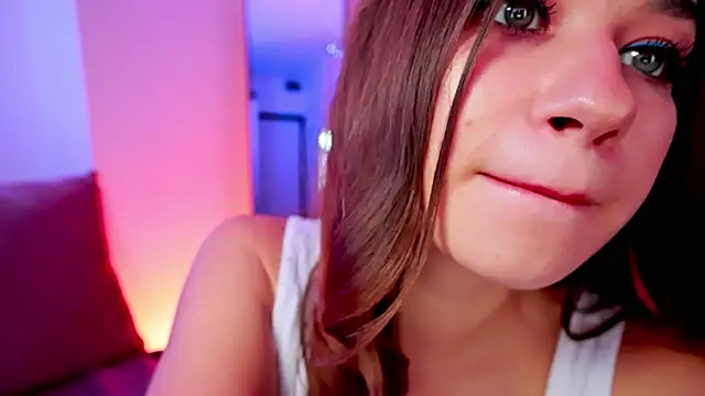 Snapshot of divetagrace chatting on December 2025 08:14:02 PM divetagrace online show from December 2025 08:14:02 PM