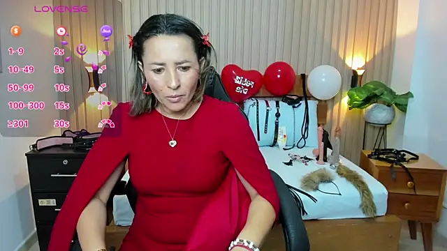 Snapshot of luciana_ballesteros_ chatting on February 2025 12:36:01 PM luciana ballesteros  online show from February 2025 12:36:01 PM