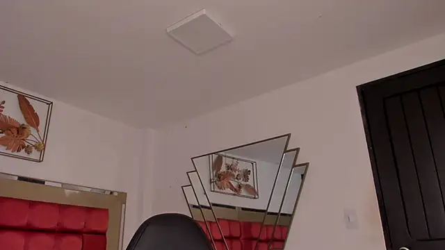 FaloonRoussel online show from March 2026 05:38:01 PM