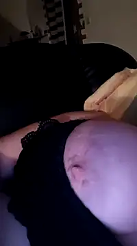 poussychats online show from March 2025 07:17:01 PM