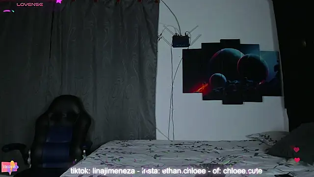 Snapshot of ethan_chloeee chatting on December 2024 02:42:01 AM ethan chloeee online show from December 2024 02:42:01 AM