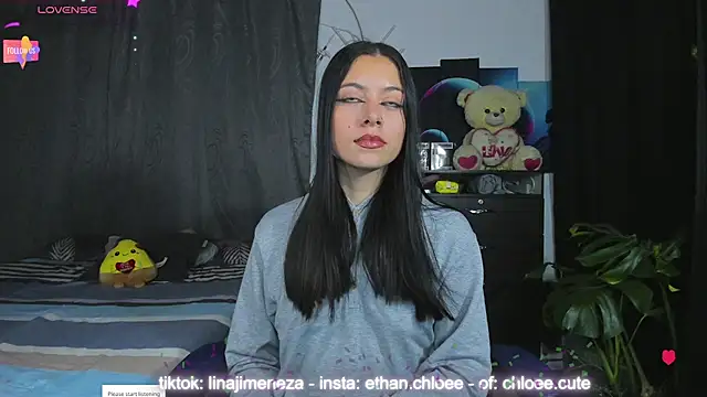 Snapshot of ethan_chloeee chatting on February 2025 03:43:02 AM ethan chloeee online show from February 2025 03:43:02 AM