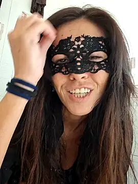 EmySkinny85 online show from November 2025 03:16:02 PM