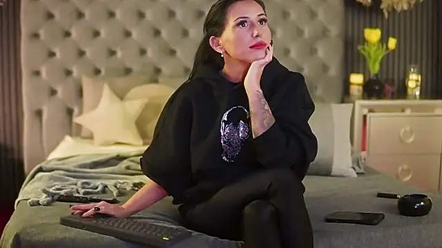 AmelyNoir online show from January 2025 12:36:01 AM