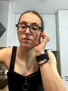 MartiniiSelenna online show from October 2025 05:24:01 AM