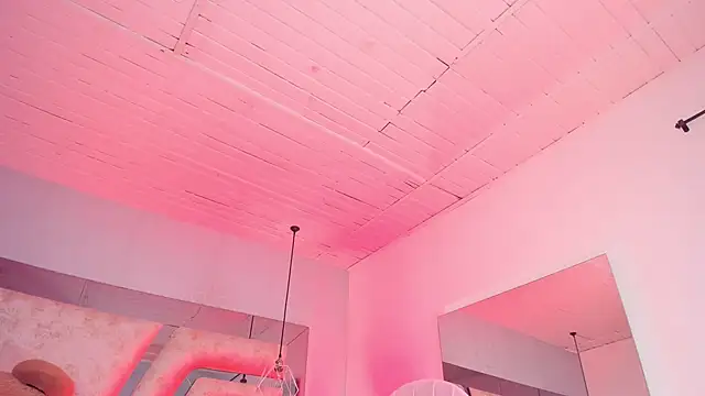 Snapshot of AngelineHeet chatting on April 2026 03:32:01 AM AngelineHeet online show from April 2026 03:32:01 AM