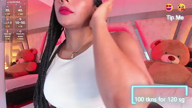 Snapshot of AngelineHeet chatting on May 2026 03:37:02 AM AngelineHeet online show from May 2026 03:37:02 AM