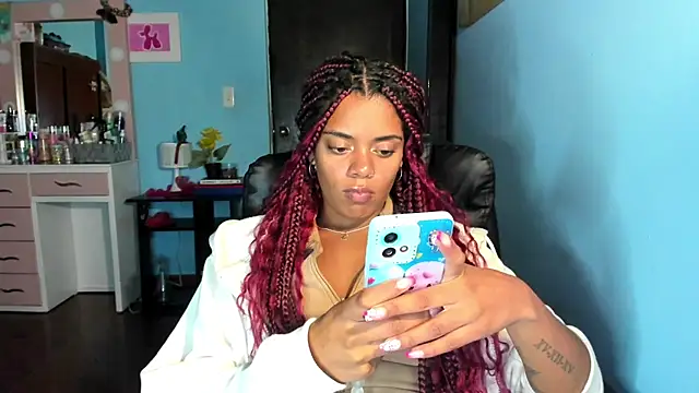 Snapshot of ladyrd1 chatting on December 2024 01:47:01 AM ladyrd1 online show from December 2024 01:47:01 AM