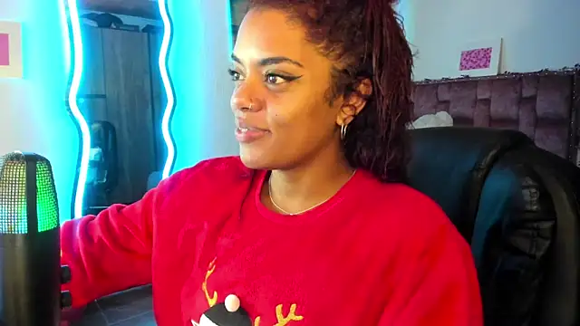 Snapshot of ladyrd1 chatting on December 2024 07:57:01 AM ladyrd1 online show from December 2024 07:57:01 AM