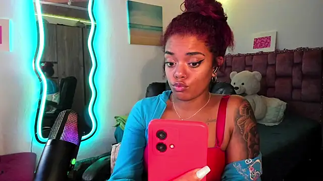 Snapshot of ladyrd1 chatting on January 2025 08:51:02 AM ladyrd1 online show from January 2025 08:51:02 AM