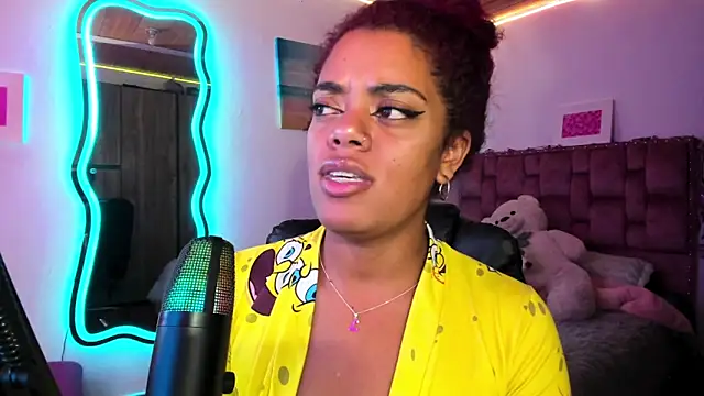 Snapshot of ladyrd1 chatting on January 2025 01:12:01 PM ladyrd1 online show from January 2025 01:12:01 PM