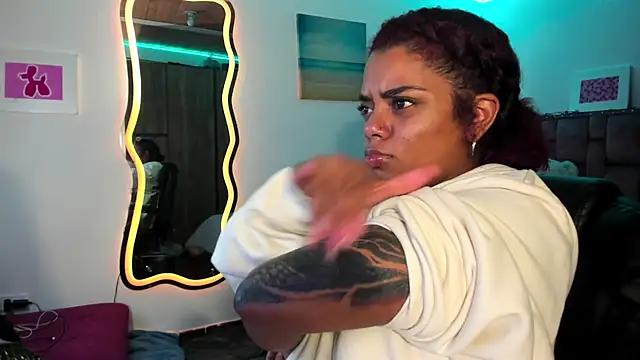 Snapshot of ladyrd1 chatting on January 2025 07:41:01 AM ladyrd1 online show from January 2025 07:41:01 AM