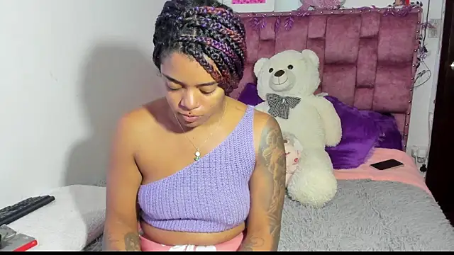 Snapshot of ladyrd1 chatting on October 2025 07:53:01 AM ladyrd1 online show from October 2025 07:53:01 AM