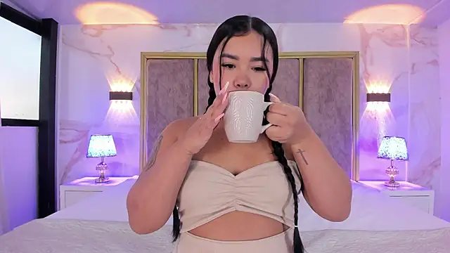 Snapshot of MarianaGarciaa__ chatting on September 2025 11:44:02 AM MarianaGarciaa online show from September 2025 11:44:02 AM