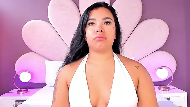 Snapshot of MarianaGarciaa__ chatting on November 2025 07:23:02 PM MarianaGarciaa online show from November 2025 07:23:02 PM