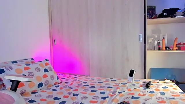 lovely kitt online show from March 2025 12:07:02 AM