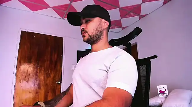 Sebas-hott online show from December 2024 02:42:02 AM