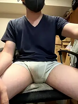 Snapshot of kentyken chatting on September 2025 05:29:02 PM kentyken online show from September 2025 05:29:02 PM