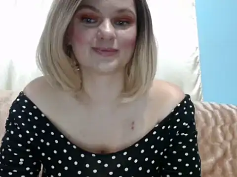 Snapshot of YourSweetJam chatting on September 2025 06:18:02 PM YourSweetJam online show from September 2025 06:18:02 PM