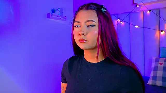 alaia-rogers online show from November 2025 11:42:01 AM