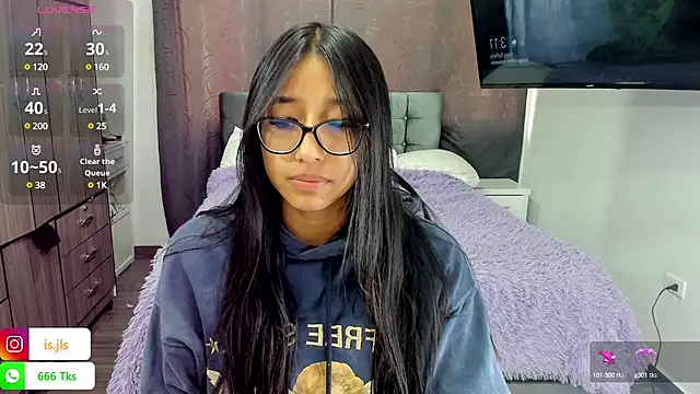 Snapshot of isa_bellaa0 chatting on February 2025 08:13:02 PM isa bellaa0 online show from February 2025 08:13:02 PM