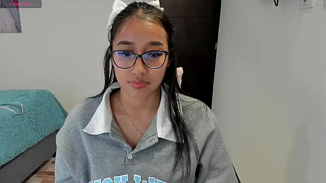 Snapshot of isa_bellaa0 chatting on February 2025 02:16:02 AM isa bellaa0 online show from February 2025 02:16:02 AM