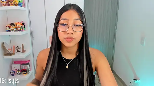 Snapshot of isa_bellaa0 chatting on September 2025 04:04:02 AM isa bellaa0 online show from September 2025 04:04:02 AM