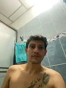 Snapshot of MIA_Y_KRONX chatting on December 2024 05:26:01 AM MIA Y KRONX online show from December 2024 05:26:01 AM