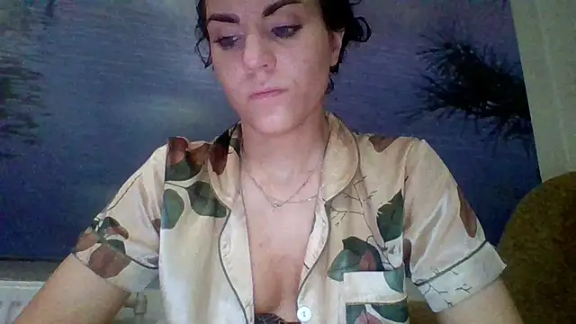 Snapshot of AliceTailor chatting on July 2026 10:21:02 AM AliceTailor online show from July 2026 10:21:02 AM
