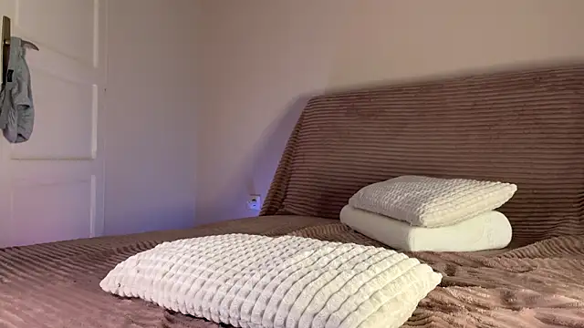 Snapshot of itsmaxxbaby_ chatting on March 2026 04:27:02 AM itsmaxxbaby online show from March 2026 04:27:02 AM