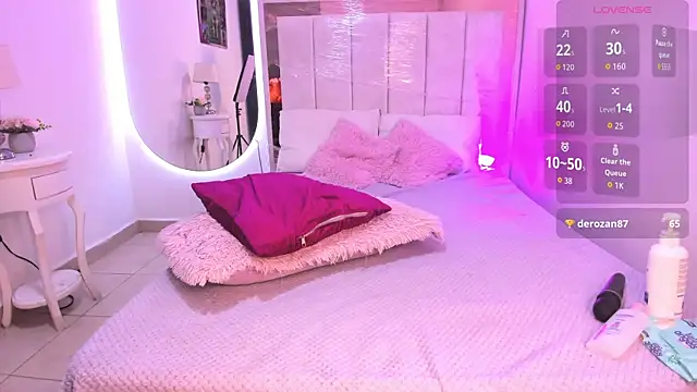 michelle madson  online show from September 2025 02:35:01 AM