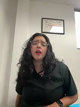 Snapshot of Ales_Kitten chatting on October 2025 02:59:02 PM Ales Kitten online show from October 2025 02:59:02 PM