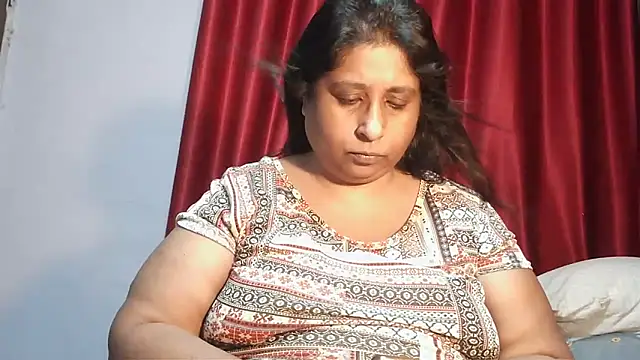 Snapshot of raniofsex02 chatting on February 2026 08:12:02 PM raniofsex02 online show from February 2026 08:12:02 PM