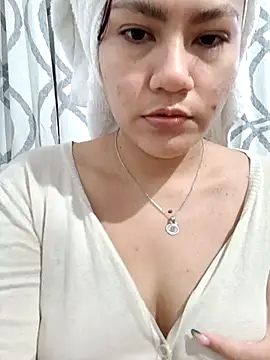 ZUCAAT online show from March 2025 04:19:01 AM