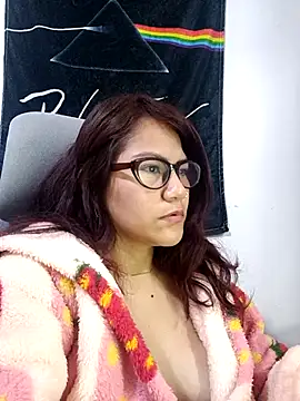 ZUCAAT online show from October 2025 03:43:01 PM