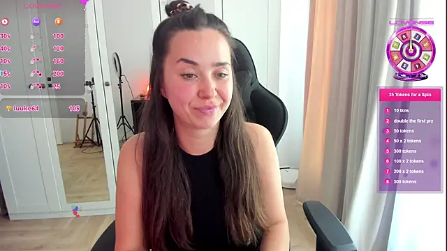 Snapshot of PlayfulGoddess chatting on May 2026 01:40:01 PM PlayfulGoddess online show from May 2026 01:40:01 PM